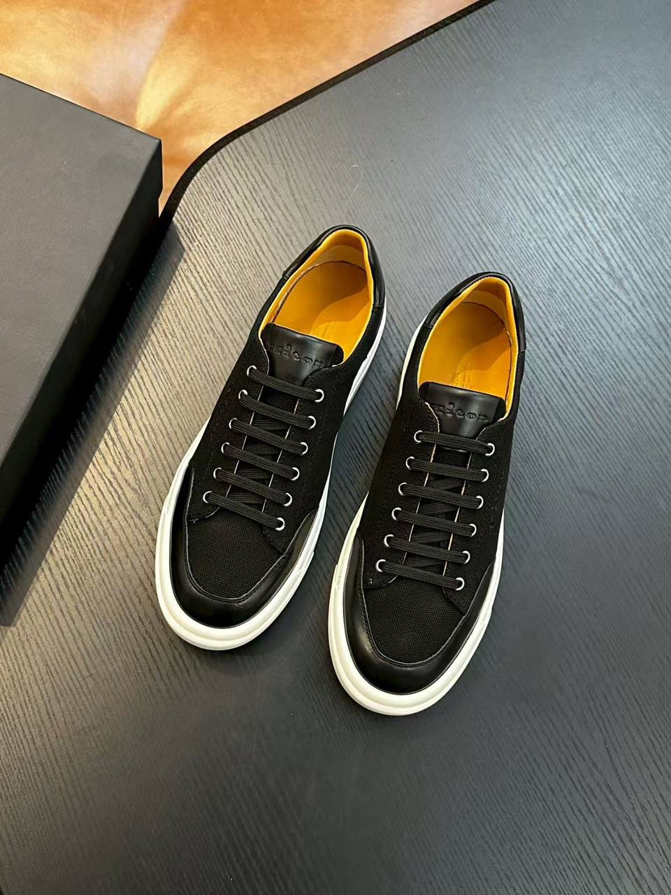 МУЖСКИЕ КЕДЫ KITON детальное фото