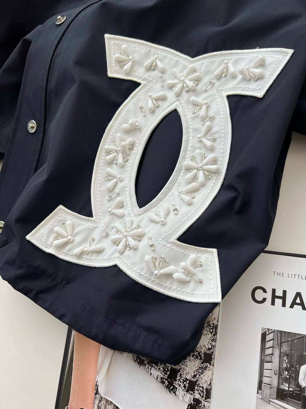 БОМБЕР CHANEL детальное фото