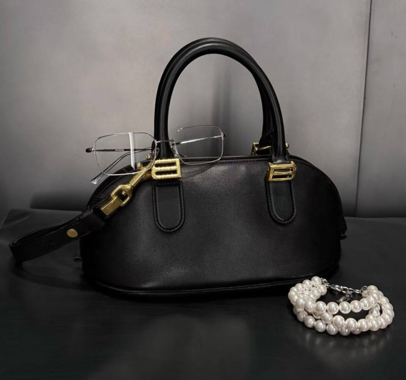 СУМКА BALENCIAGA фото