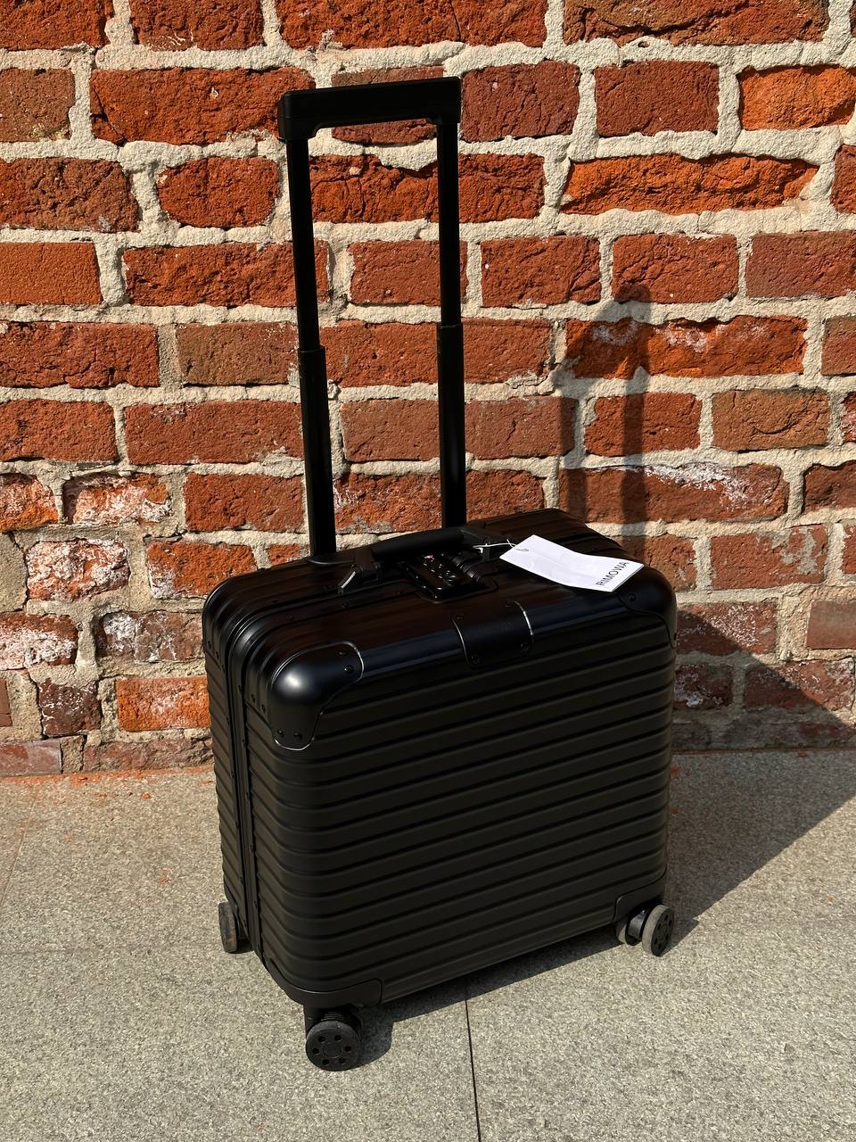 ЧЕМОДАН RIMOWA детальное фото