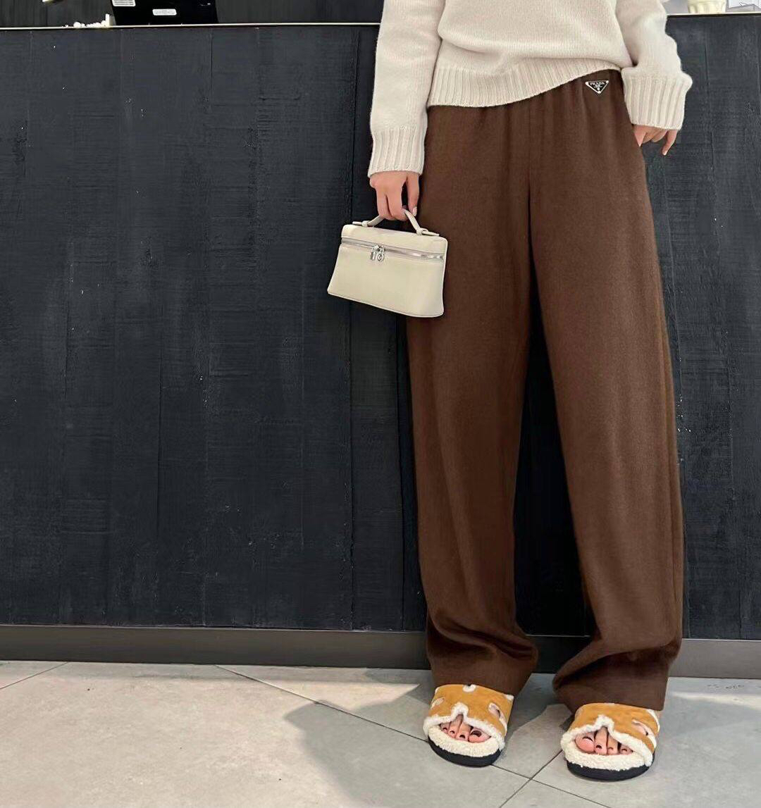 БРЮКИ PRADA детальное фото