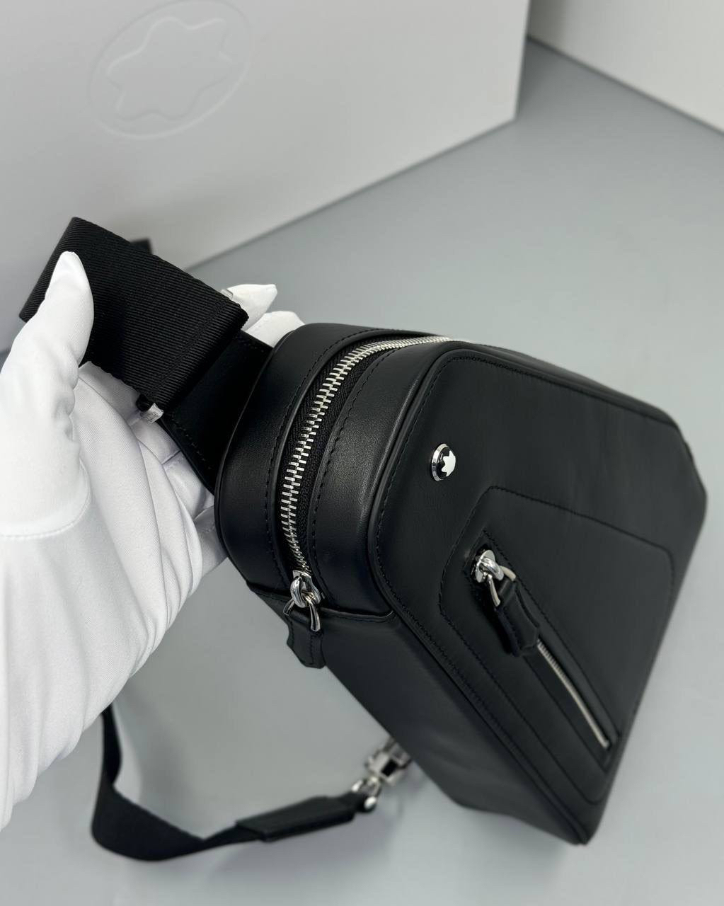 МУЖСКАЯ СУМКА СЛИНГ MONTBLANC детальное фото