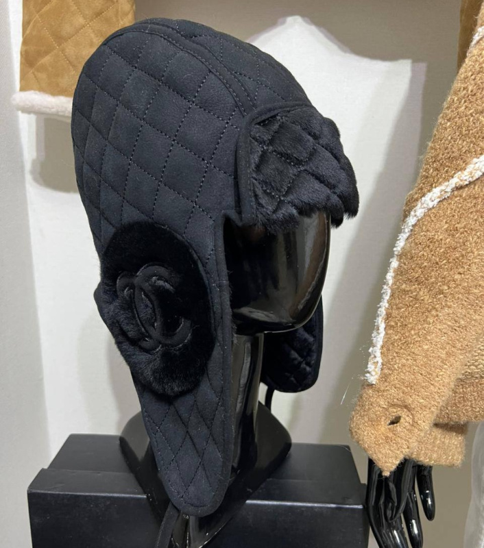 ШАПКА CHANEL фото