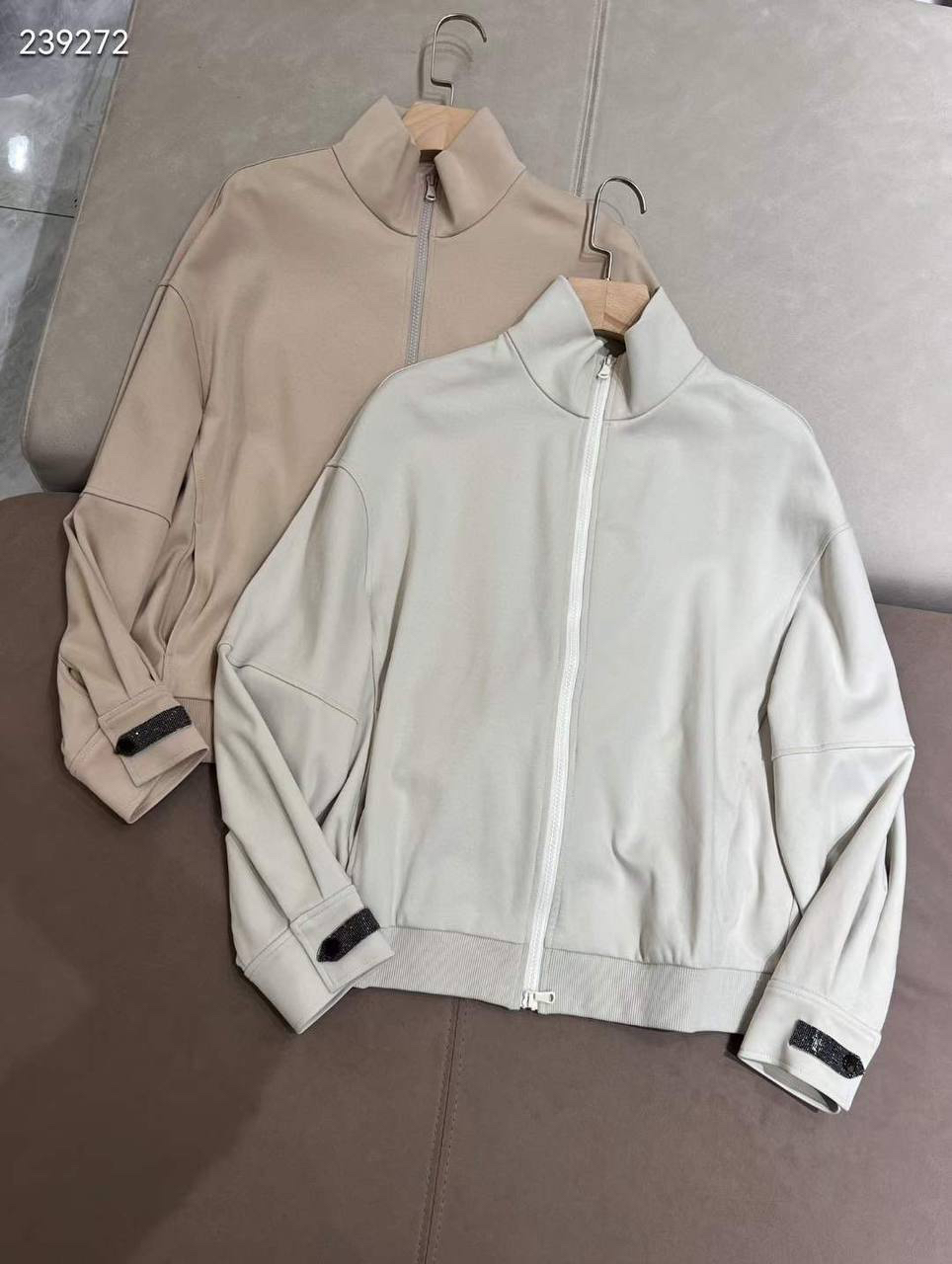 КОСТЮМ BRUNELLO CUCINELLI детальное фото