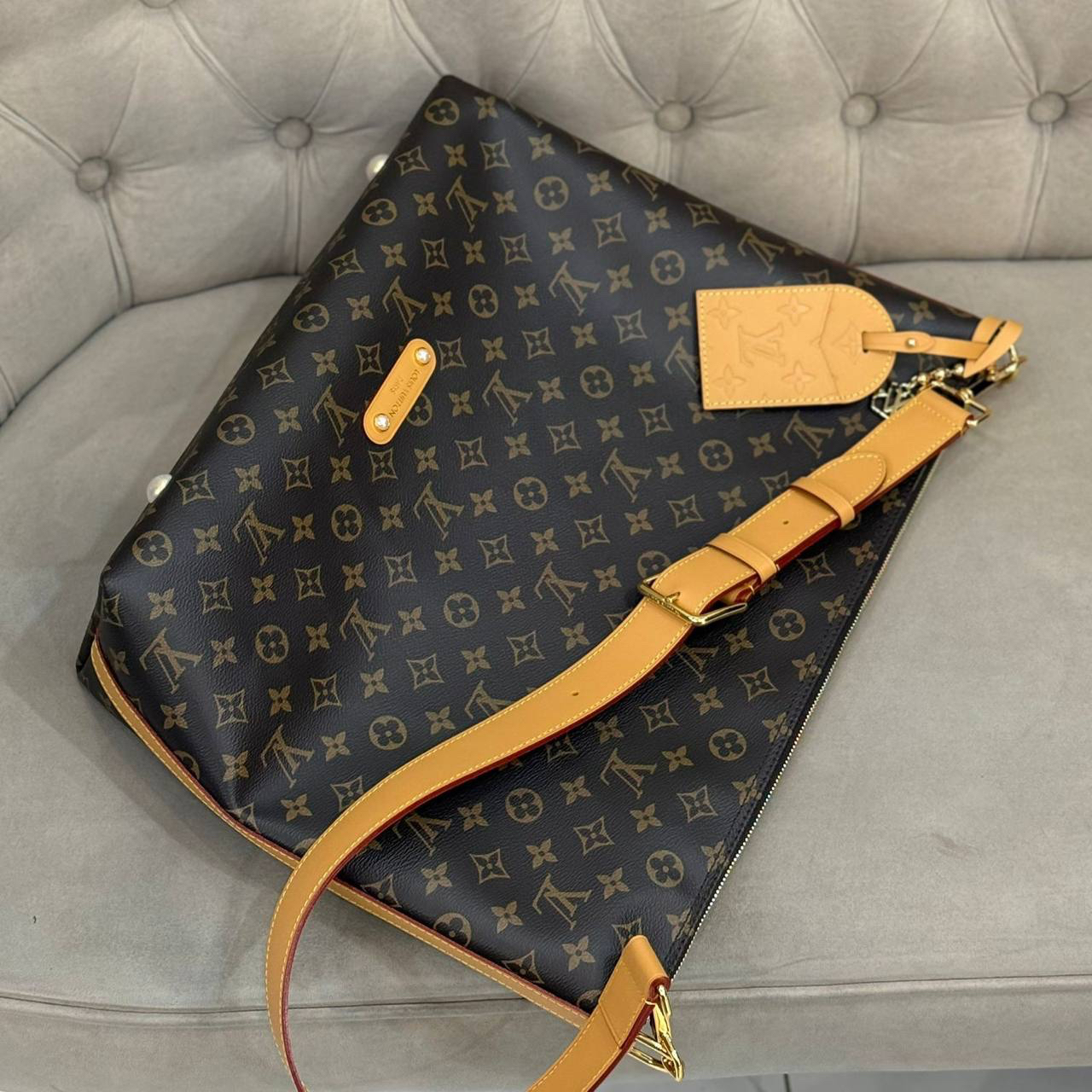 СУМКА LOUIS VUITTON детальное фото