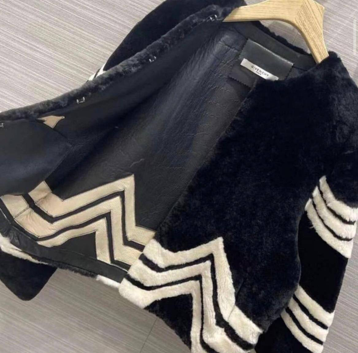 ШУБА GIVENCHY детальное фото