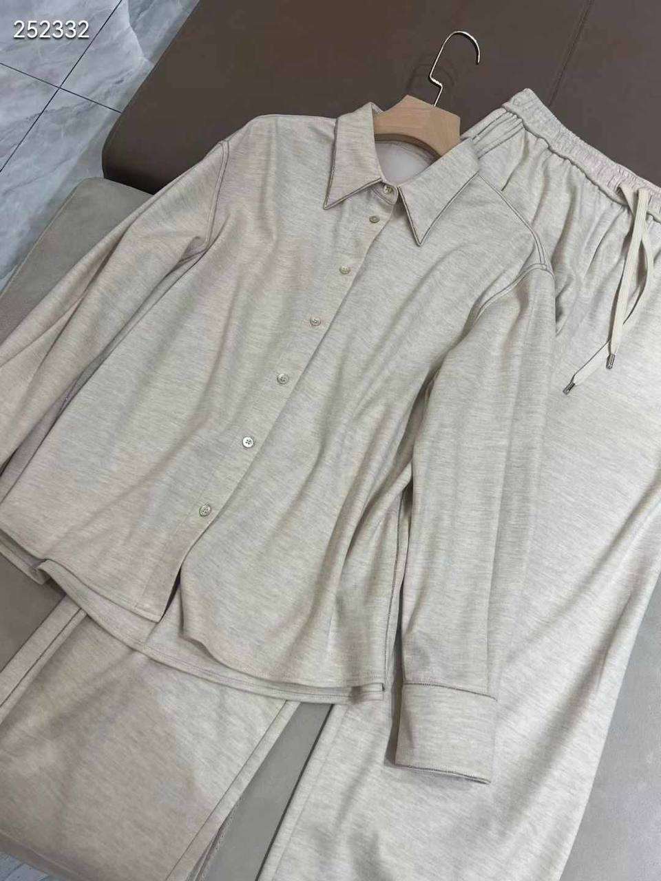 КОСТЮМ BRUNELLO CUCINELLI детальное фото