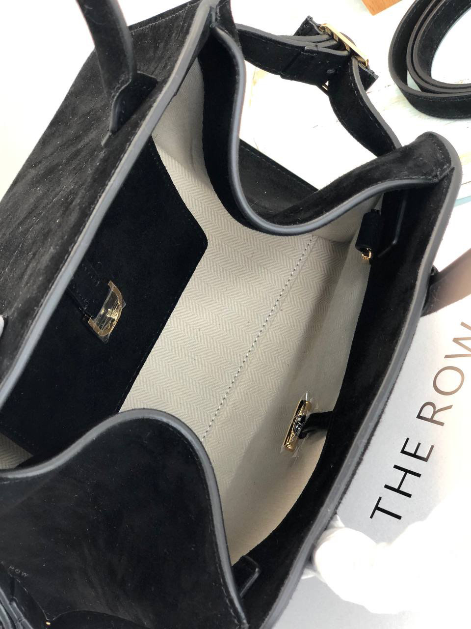 СУМКА THE ROW MARGAUX 10 детальное фото