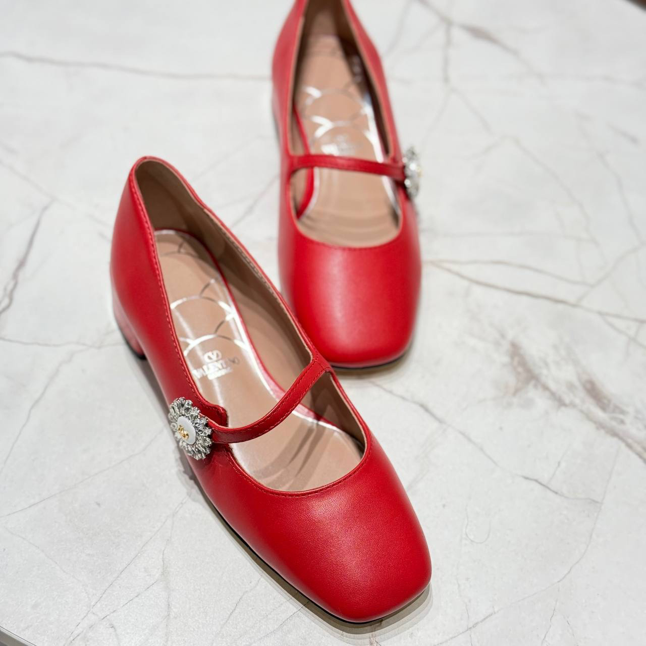 ТУФЛИ VALENTINO детальное фото