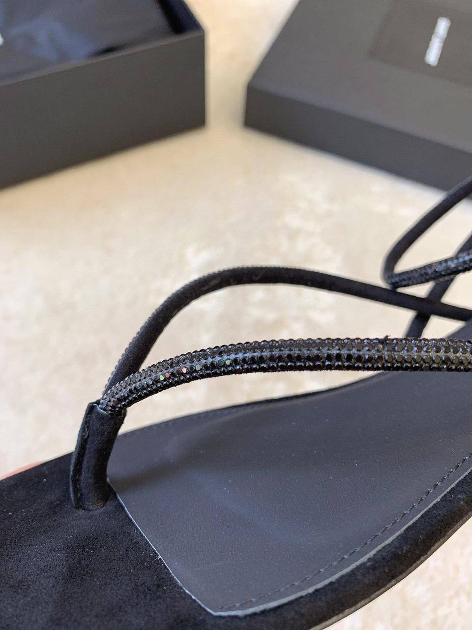 БОСОНОЖКИ SAINT LAURENT детальное фото