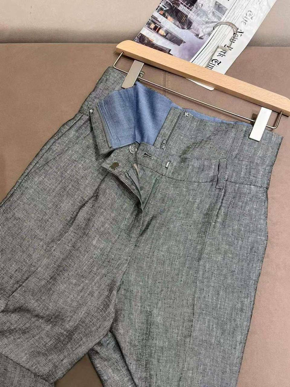 КОСТЮМ BRUNELLO CUCINELLI детальное фото