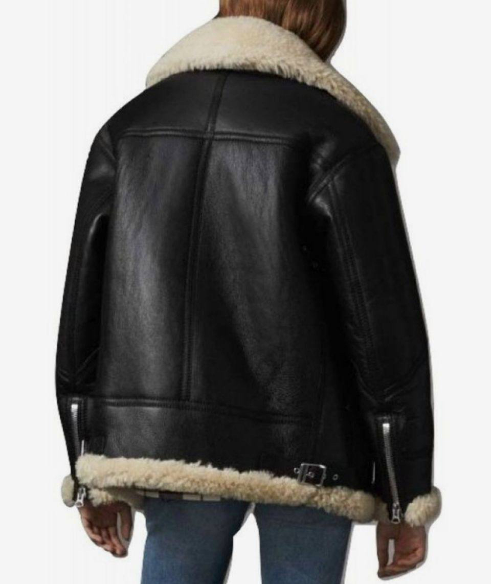 ДУБЛЕНКА BURBERRY детальное фото