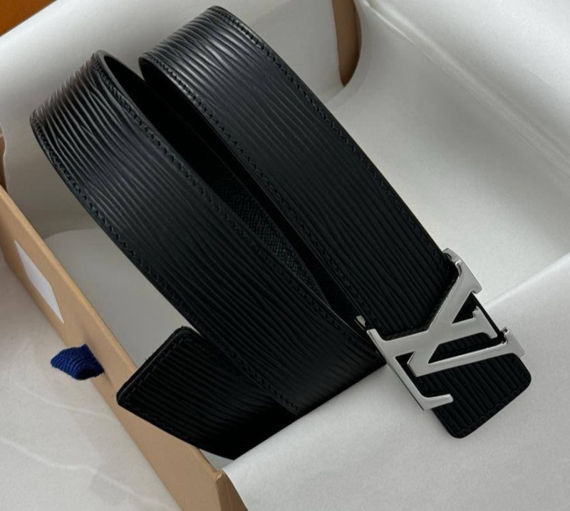 ЖЕНСКИЙ РЕМЕНЬ LOUIS VUITTON фото