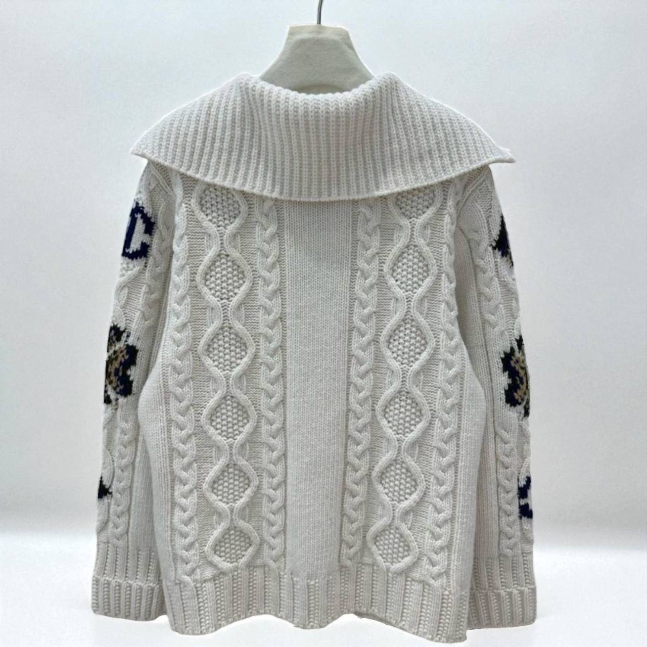 КАРДИГАН CHANEL детальное фото