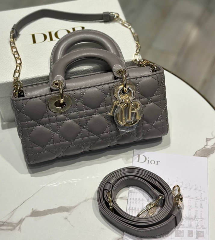 СУМКА CHRISTIAN DIOR LADY фото