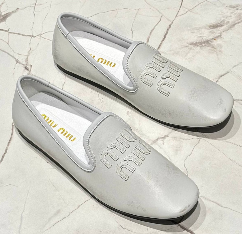 ЛОФЕРЫ MIU MIU фото