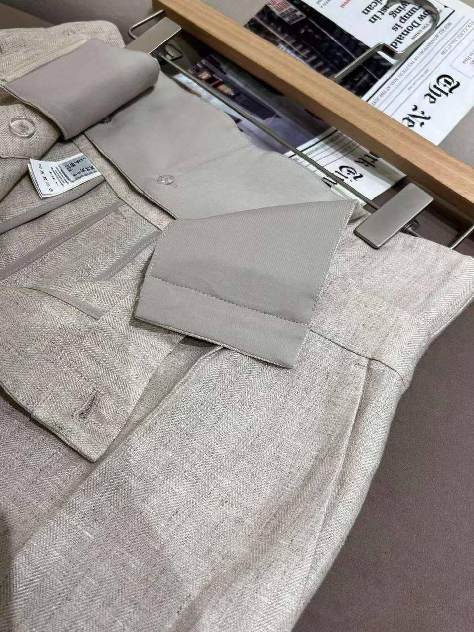 КОСТЮМ BRUNELLO CUCINELLI детальное фото