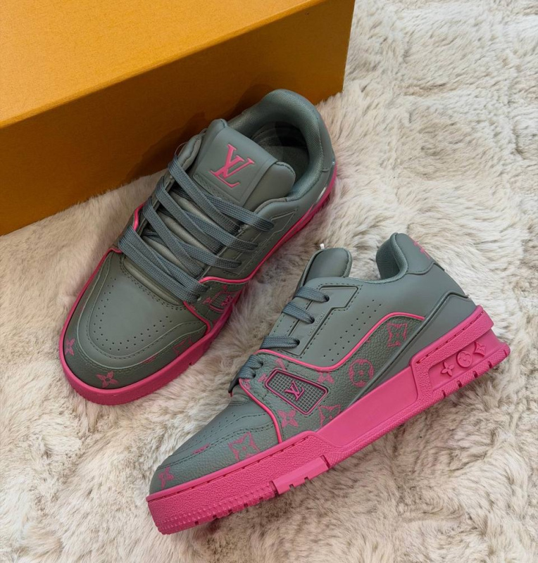 КРОССОВКИ LOUIS VUITTON фото