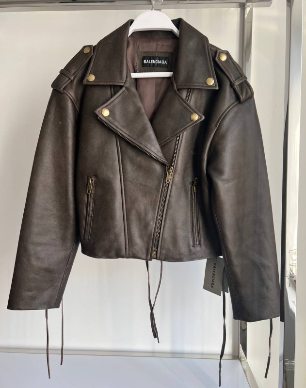 КУРТКА BALENCIAGA фото