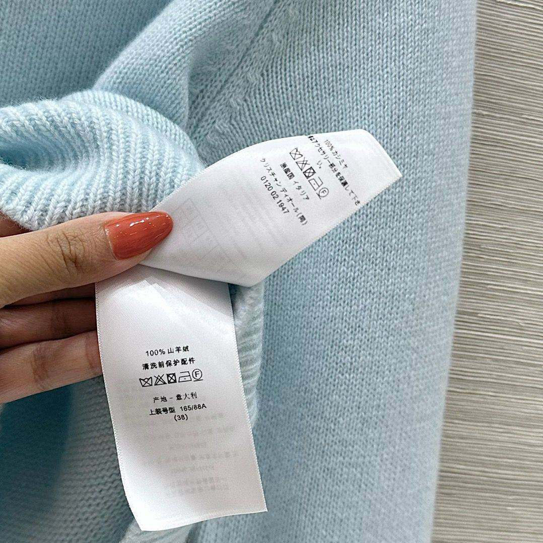 КАРДИГАН CHRISTIAN DIOR детальное фото