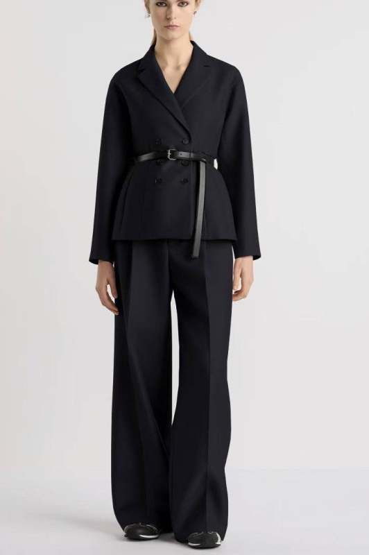 КОСТЮМ CHRISTIAN DIOR фото