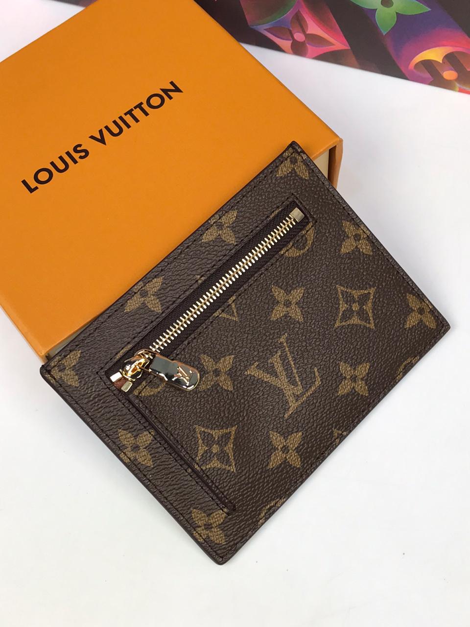 ВИЗИТНИЦА LOUIS VUITTON детальное фото