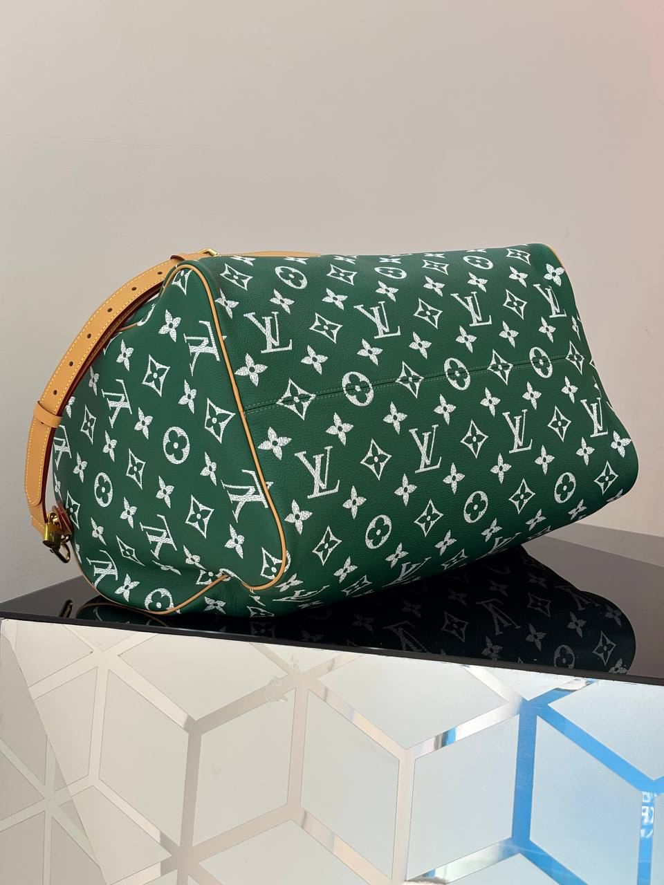 ДОРОЖНАЯ СУМКА LOUIS VUITTON детальное фото