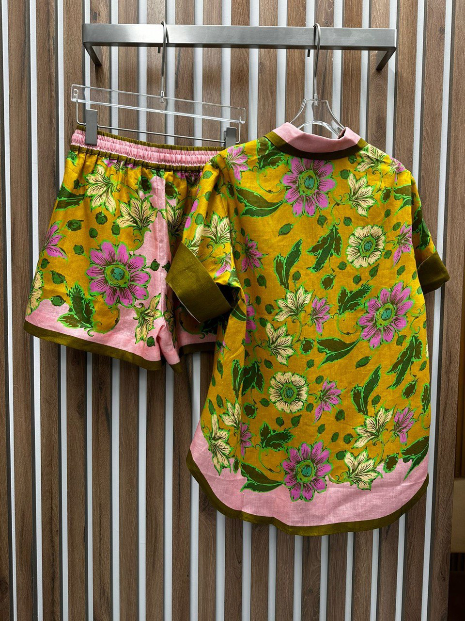 КОСТЮМ ALEMAIS детальное фото