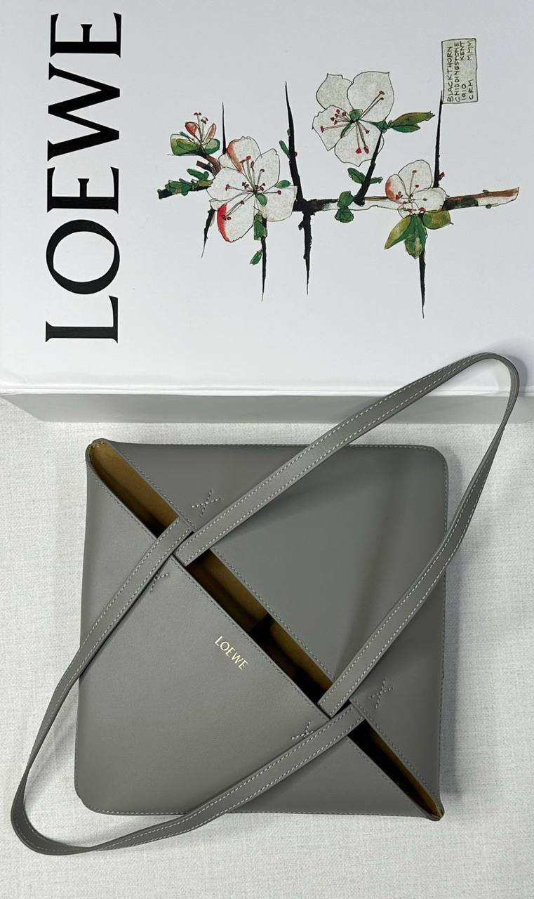 СУМКА LOEWE детальное фото