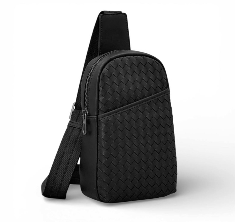 МУЖСКАЯ СУМКА СЛИНГ BOTTEGA VENETA фото