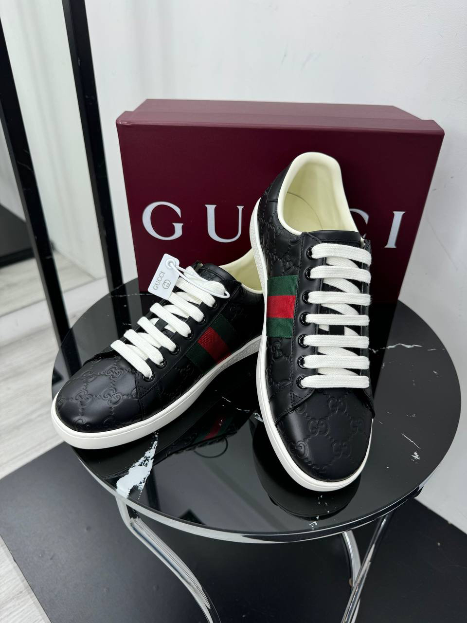 МУЖСКИЕ КЕДЫ GUCCI детальное фото