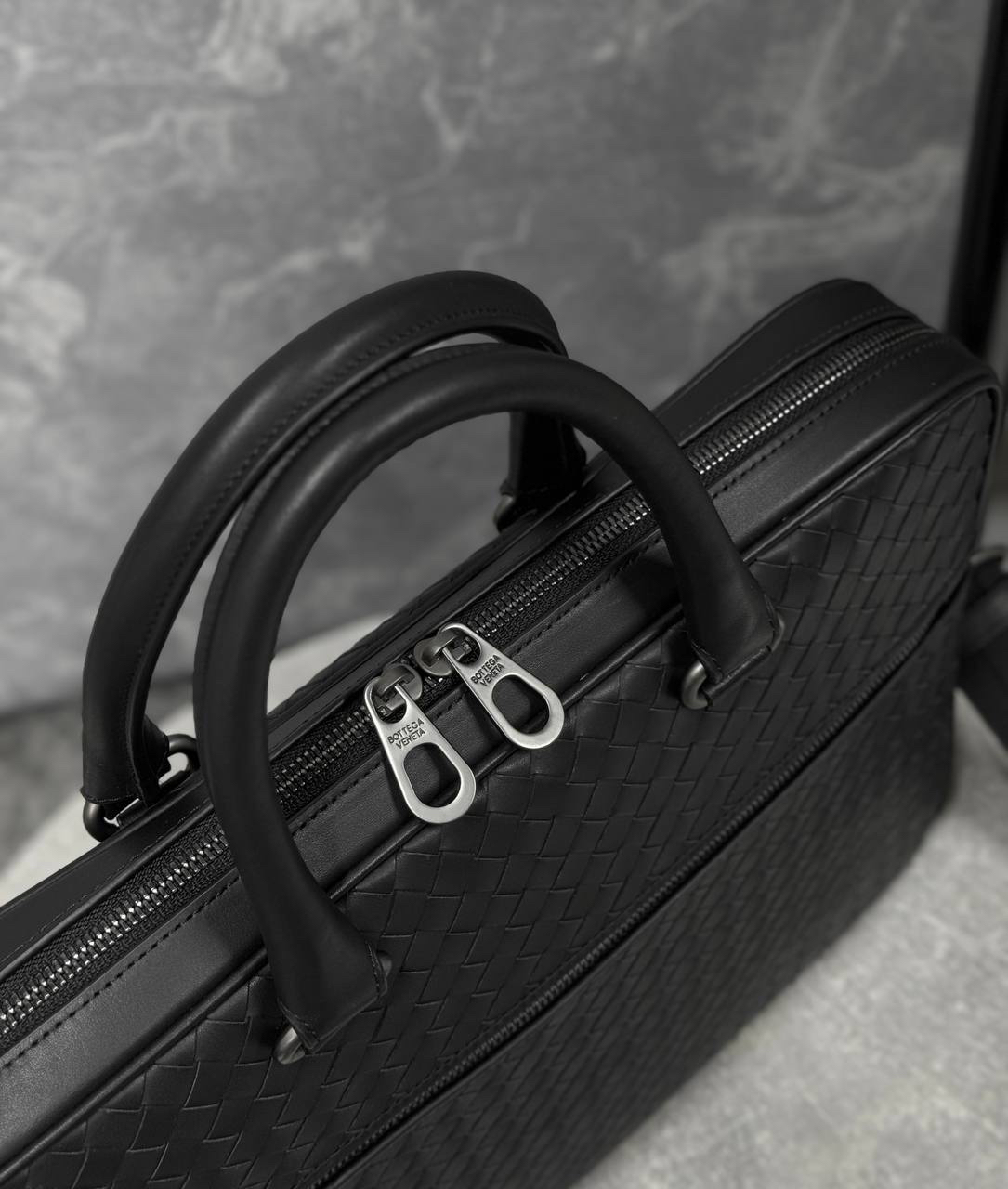 ПОРТФЕЛЬ BOTTEGA VENETA детальное фото
