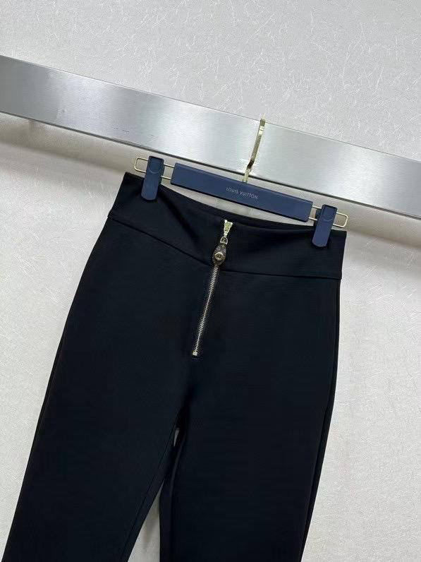 БРЮКИ LOUIS VUITTON детальное фото