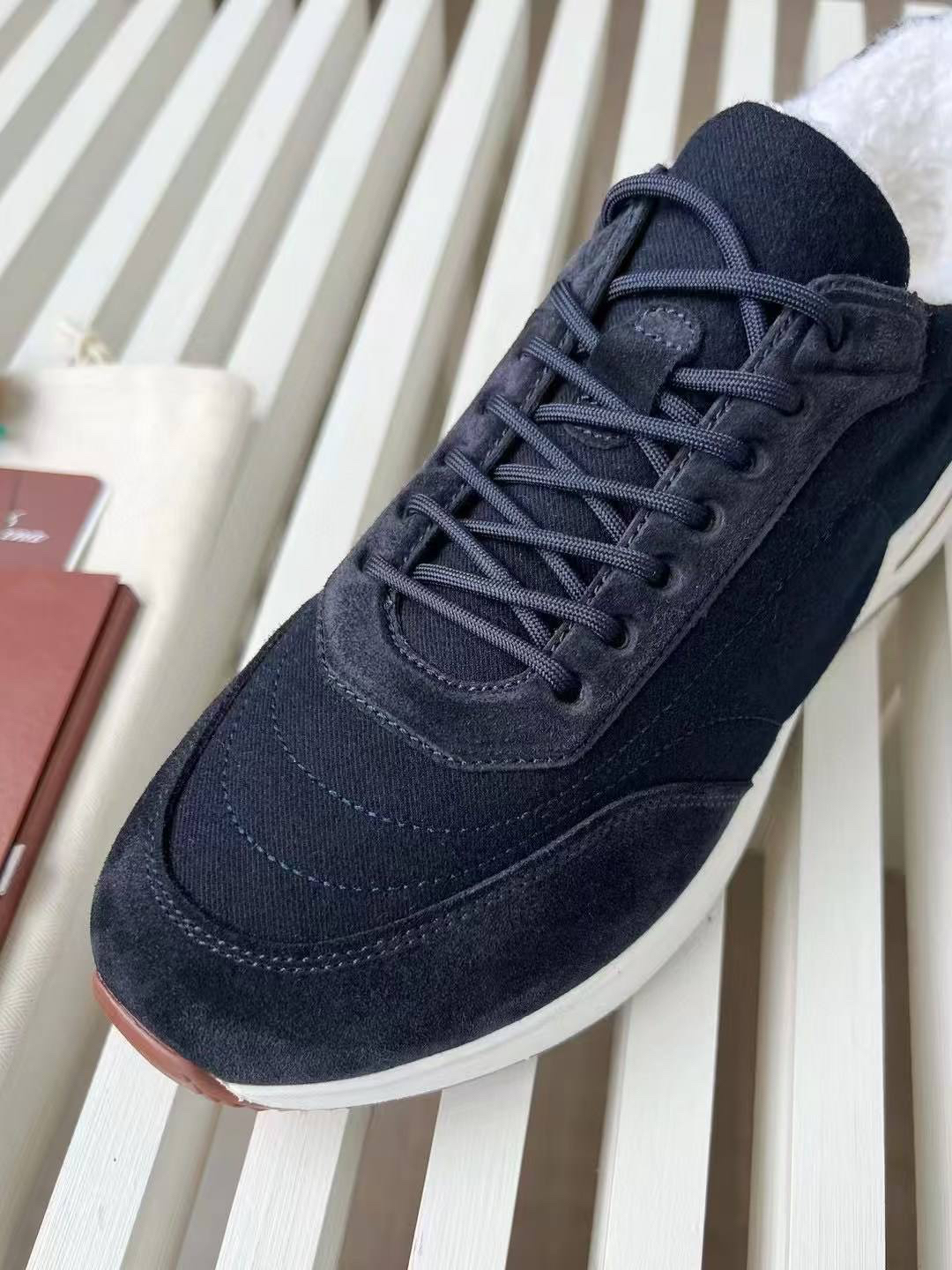 МУЖСКИЕ КРОССОВКИ LORO PIANA детальное фото