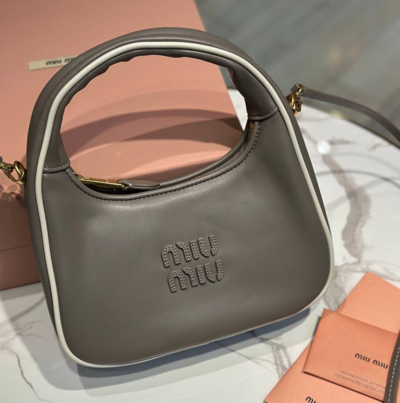 СУМКА MIU MIU WANDER фото