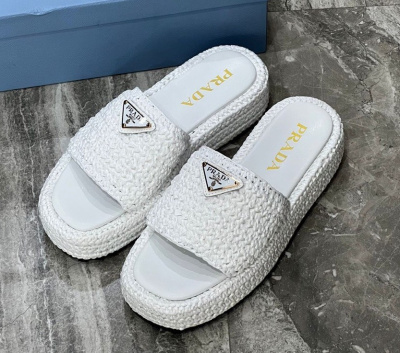 ШЛЕПКИ PRADA фото