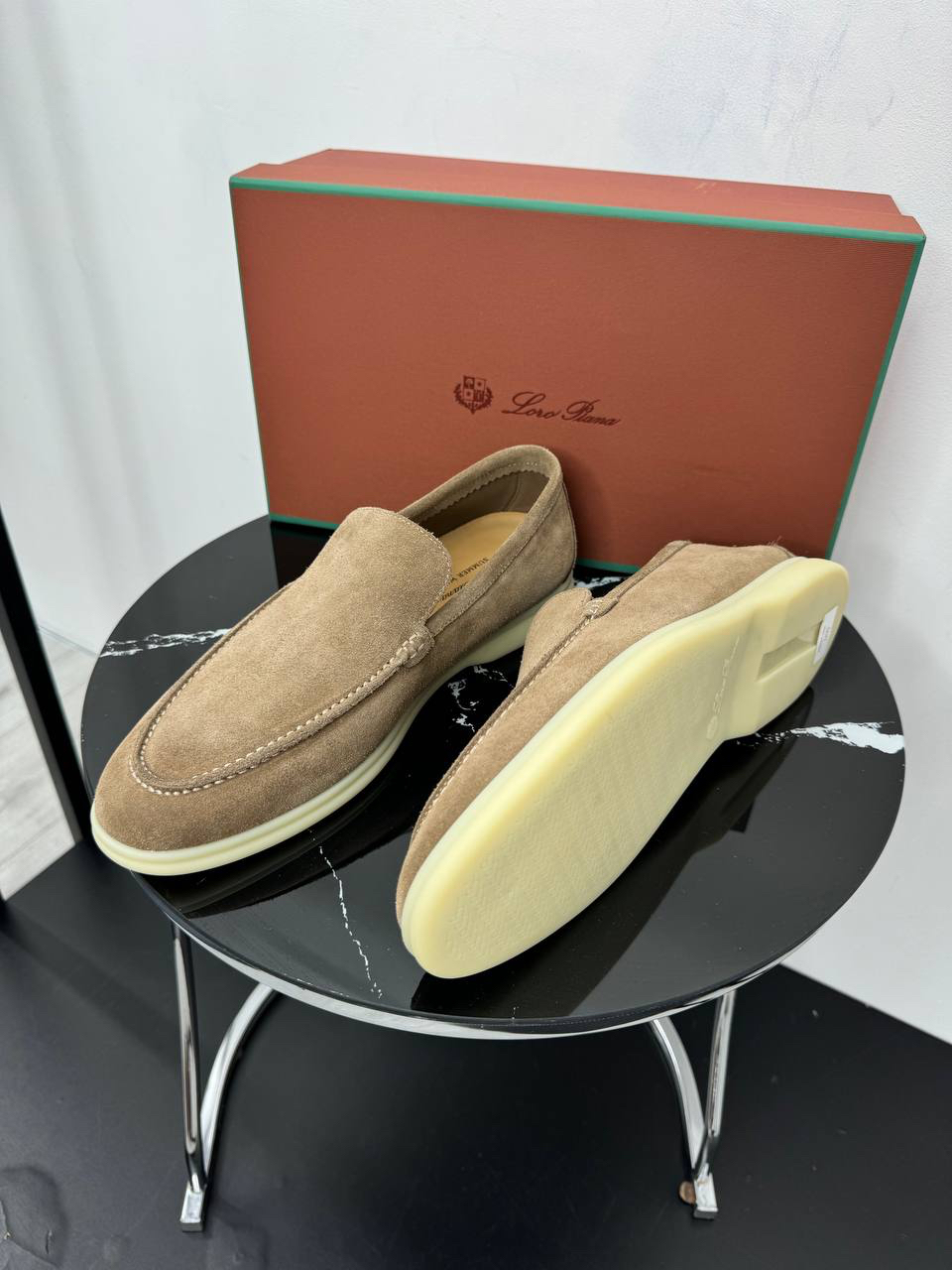 МУЖСКИЕ ЛОФЕРЫ LORO PIANA детальное фото