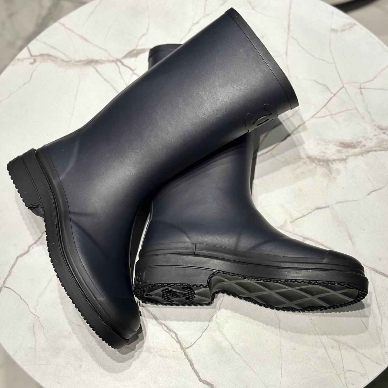 САПОГИ CHANEL детальное фото