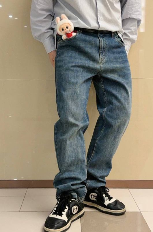 МУЖСКИЕ ДЖИНСЫ FENDI фото