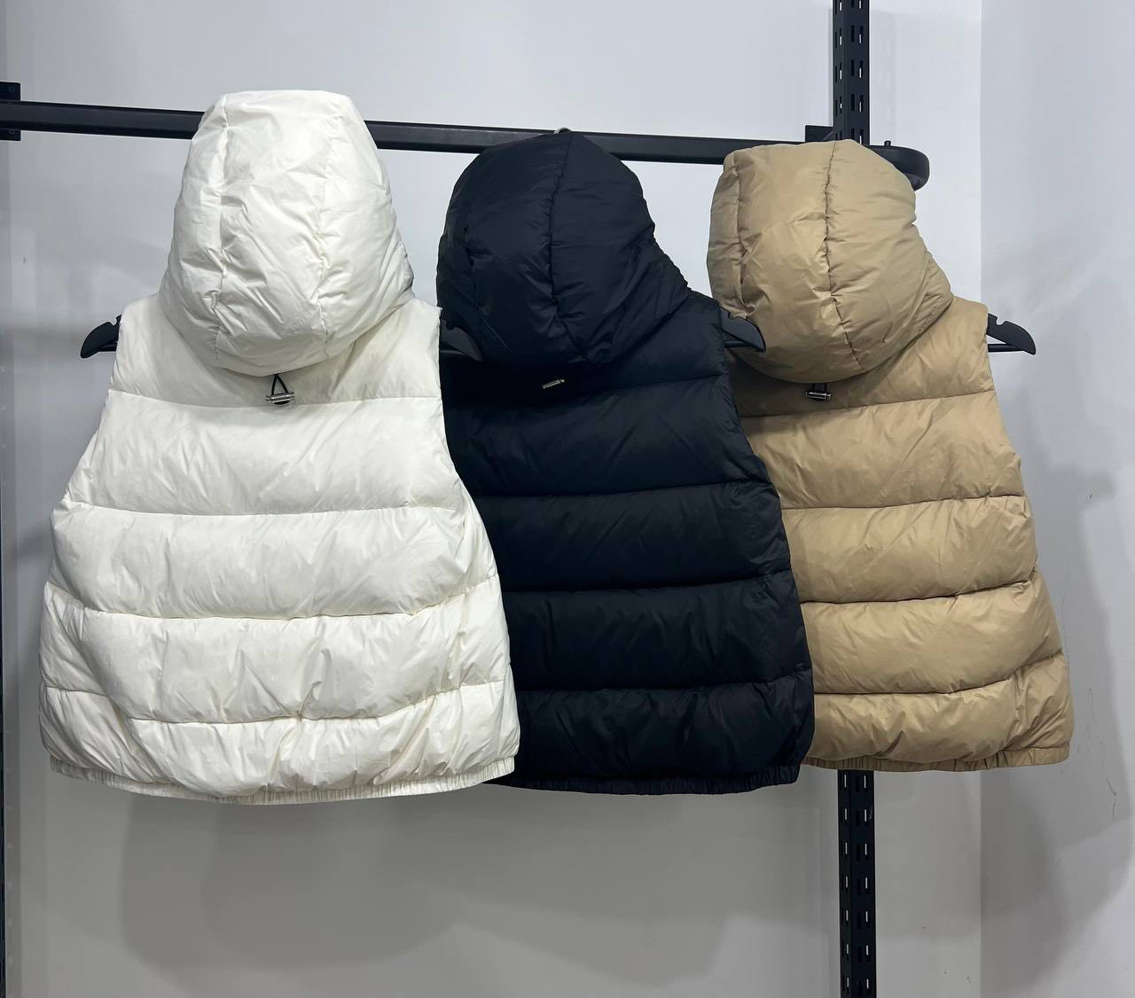 ЖИЛЕТ PRADA детальное фото