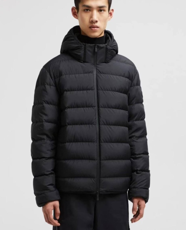 МУЖСКОЙ ПУХОВИК MONCLER фото