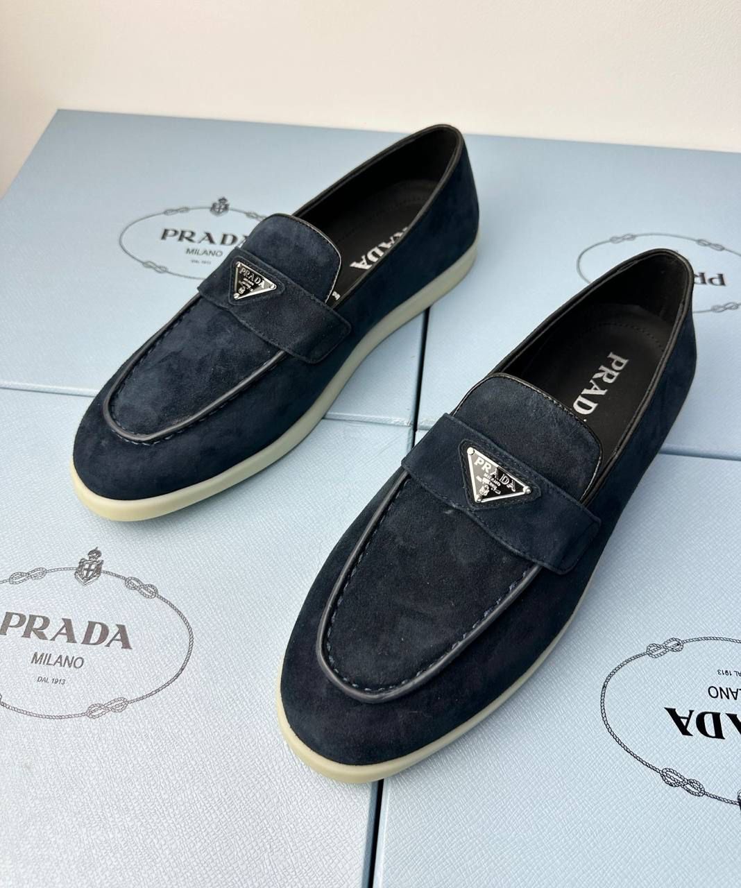 МУЖСКИЕ ЛОФЕРЫ PRADA детальное фото