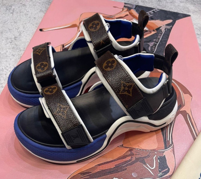 САНДАЛИИ LOUIS VUITTON фото
