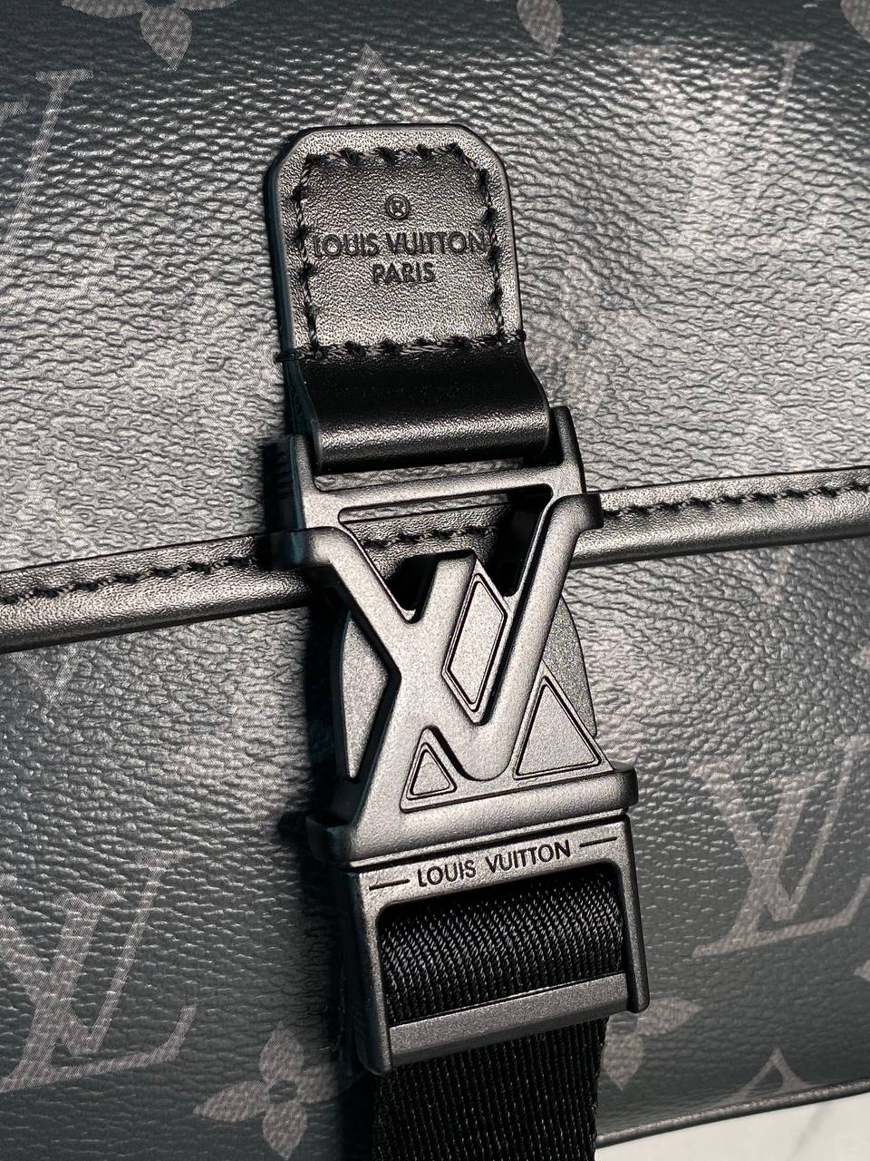 МУЖСКАЯ СУМКА МЕССЕНДЖЕР LOUIS VUITTON детальное фото