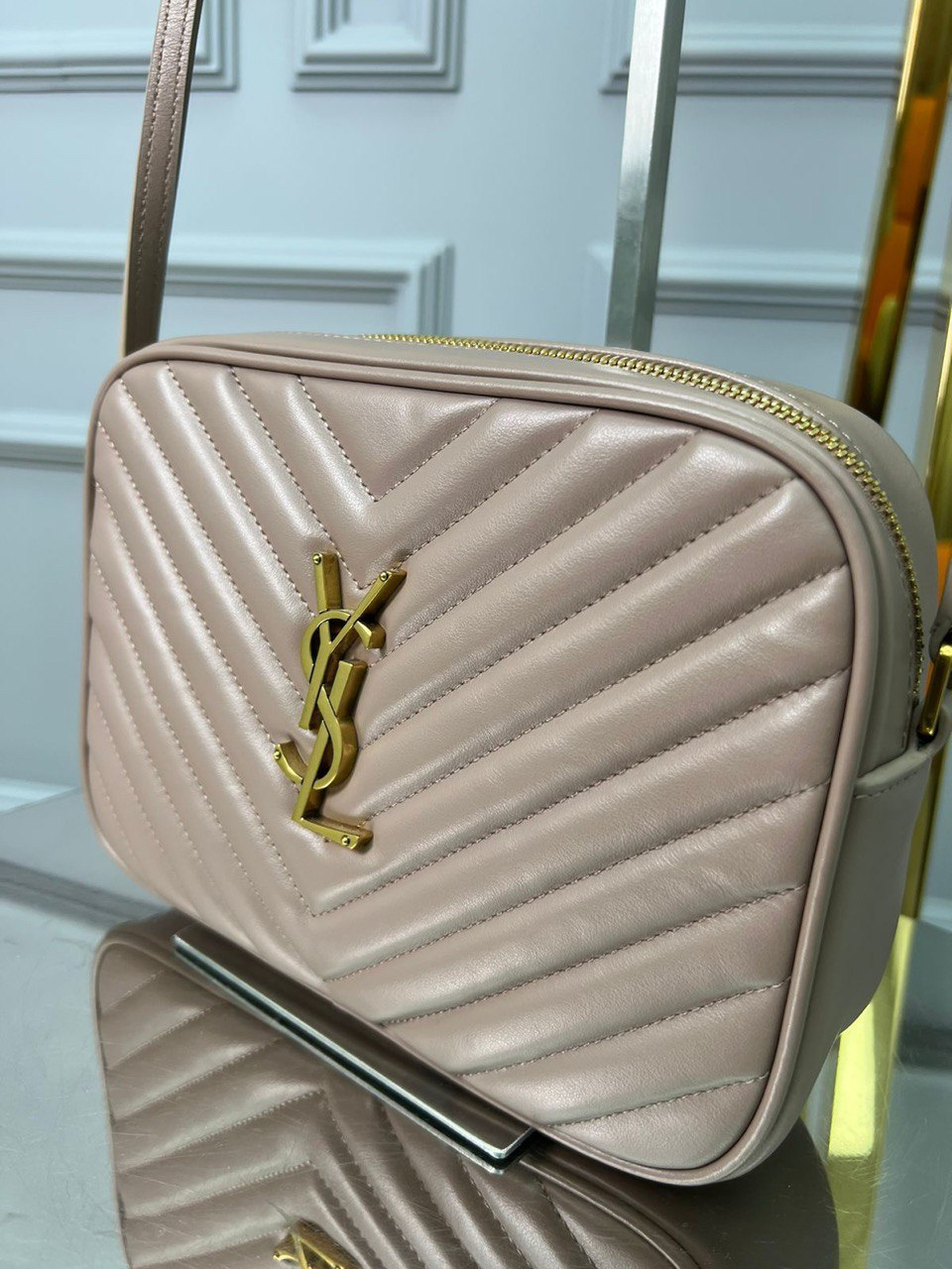 СУМКА SAINT LAURENT детальное фото