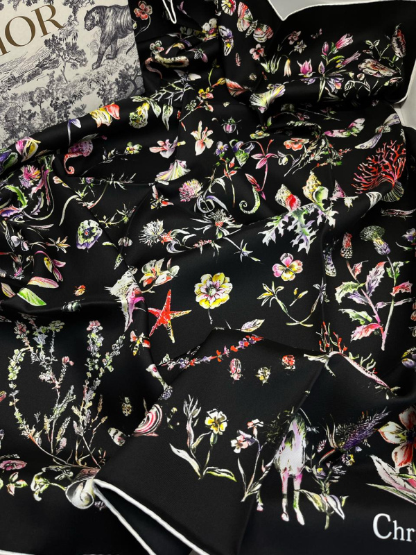 ПЛАТОК CHRISTIAN DIOR фото