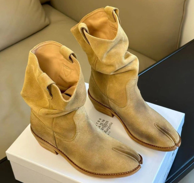 САПОГИ MAISON MARGIELA фото