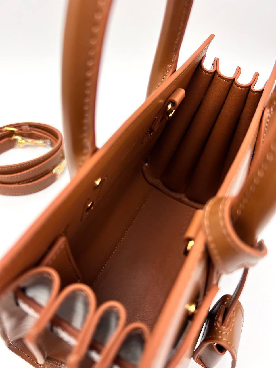 СУМКА SAINT LAURENT детальное фото