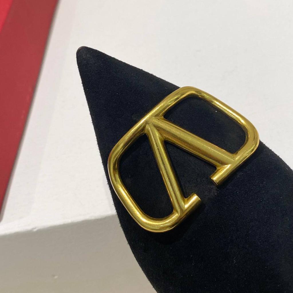 БОТИЛЬОНЫ VALENTINO детальное фото