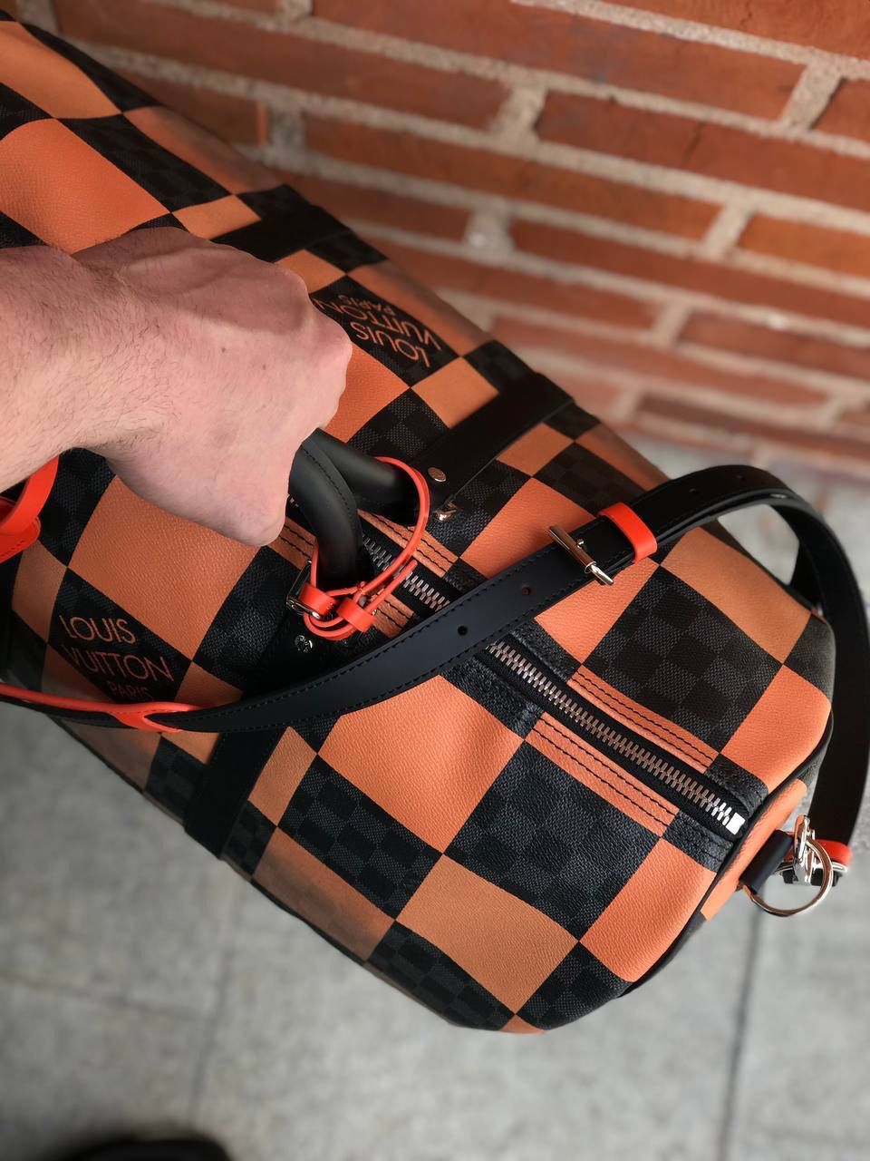 ДОРОЖНАЯ СУМКА LOUIS VUITTON детальное фото
